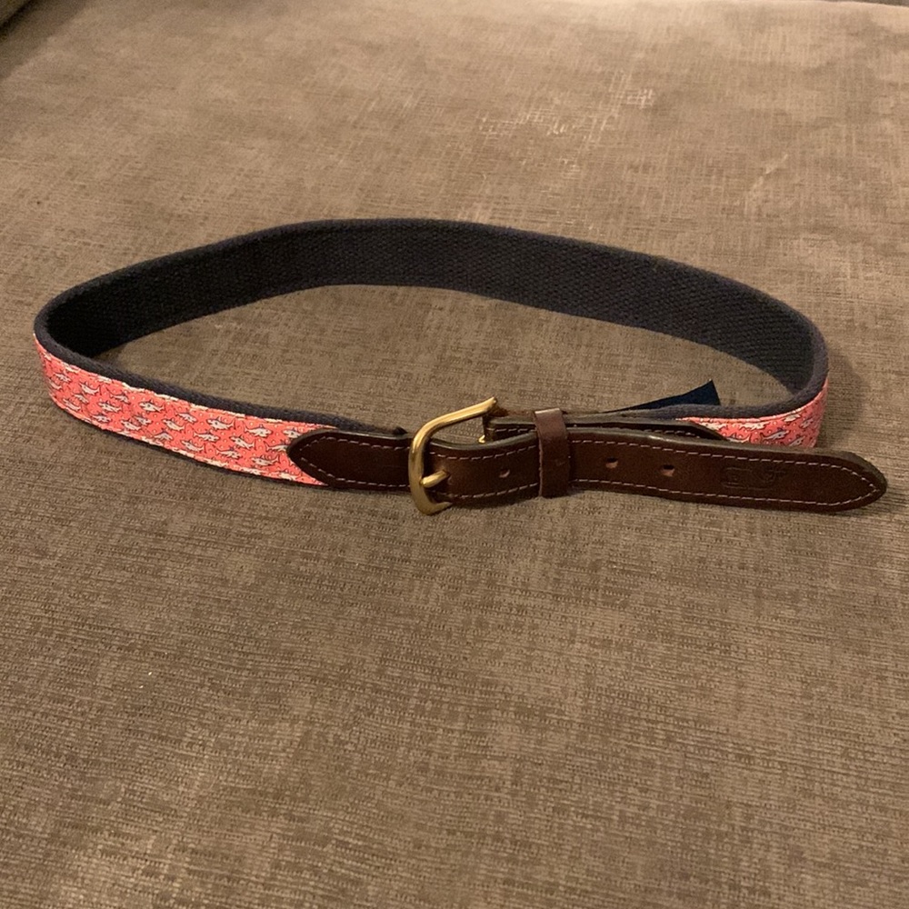 Vineyard Vines shark belt